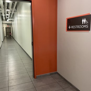 Bantam & Biddy - Bathrooms - Gluten-Free Near Me - Chattanooga, Tennessee