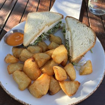 peasants FEAST - Thoms stack - American Near Me - Solvang, California