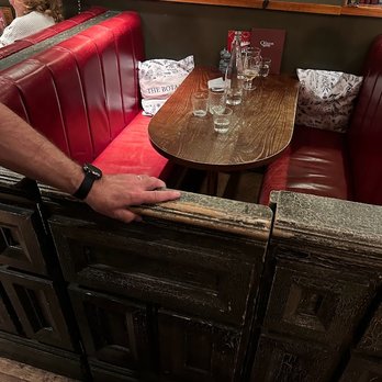 Queens Arms - The booths have doors! - Pubs Near Me - Edinburgh, EDH