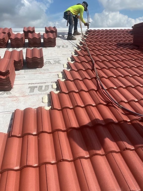 Slide of Dan The Shingle Man Roofing