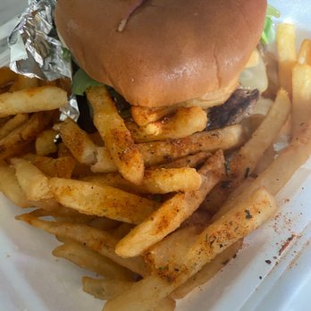 Bite Creole Kitchen - Bangin Burger - Cajun/Creole Near Me - South Euclid, Ohio