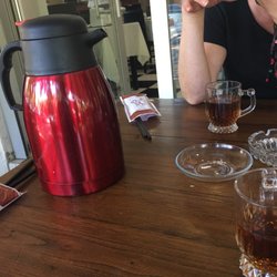 Urumçi Uygur Restaurant - Termos çay la daha bir keyifli.