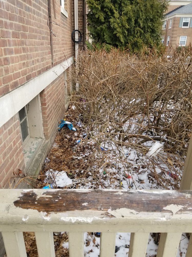 KENWOOD VILLAGE Updated October 2024 415 E 222nd St, Euclid, Ohio