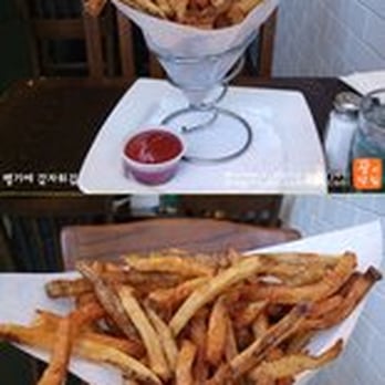 Press 195 - Bayside - Sandwiches Near Me - Bayside, New York
