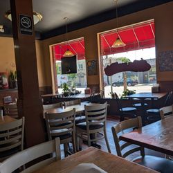 Cornerstone Deli & Café - Interior seating