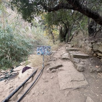 Hot Spring Trail - At this point in the trail make sure to go left, the trail will take you to the hot springs. If you go up the stairs you won't get there! - Hiking Near Me - Montecito, California Hot Spring Trail - At this point in the trail make sure to go left, the trail will take you to the hot springs. If you go up the stairs you won't get there! - Hiking Near Me - Montecito, California