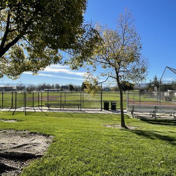 Emerald Glen Park - Ball Field - Parks Near Me - Dublin, California Emerald Glen Park - Ball Field - Parks Near Me - Dublin, California
