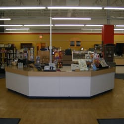 Foty's Café - Front Counter