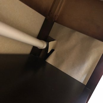Quality Inn & Suites - Peeling wall paper. - Hotels Near Me - Searcy, Arkansas