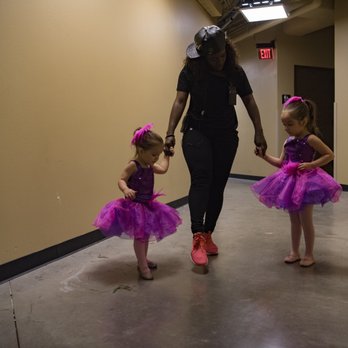 Createvation School of the Arts - Dance Showcase - backstage. - Musical Instruments & Teachers Near Me - Frisco, Texas Createvation School of the Arts - Dance Showcase - backstage. - Musical Instruments & Teachers Near Me - Frisco, Texas