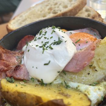 Federal Café - Egg bake bacon - Breakfast & Brunch Near Me - Madrid, M Federal Café - Egg bake bacon - Breakfast & Brunch Near Me - Madrid, M