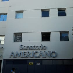 Sanatorio Americano - Sobre calle Rioja, el Sanatorio Americano.