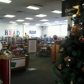Whittier Central Library - The Library At Christmas Time :-) - Libraries Near Me - Whittier, California