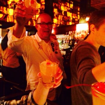 Loosbar - Bars Near Me - Vienna, 9