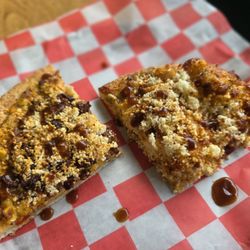 Ari's Pizza