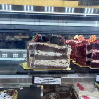 Chateau De Chantilly Cafe - Bakeries Near Me - Chantilly, Virginia Chateau De Chantilly Cafe - Bakeries Near Me - Chantilly, Virginia