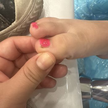 7 Wonders - Nails - Nail Salons Near Me - Spokane, Washington