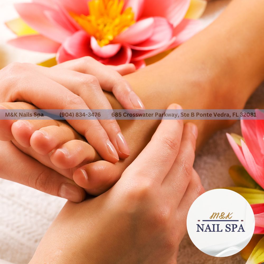 M&K Nails Spa Logo