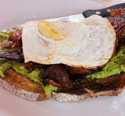 Claire's on Cedros by null