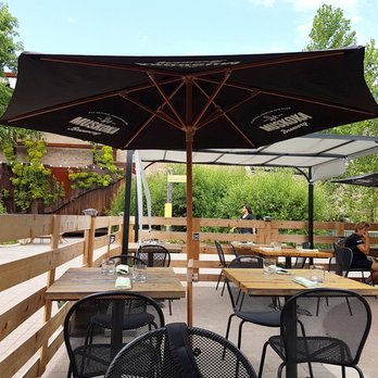 Cafe Belong - Cafes Near Me - Toronto, Ontario Cafe Belong - Cafes Near Me - Toronto, Ontario