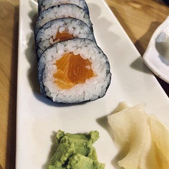 Sushi House - Salmon roll - Sushi Bars Near Me - El Paso, Texas Sushi House - Salmon roll - Sushi Bars Near Me - El Paso, Texas