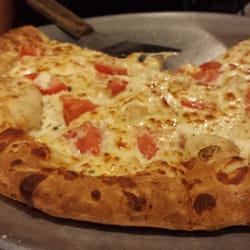 Floridino's Italian Kitchen - White Chicken Pizza