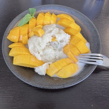 Bangkok Taste - Mango sticky rice ! - Thai Near Me - Santa Ana, California Bangkok Taste - Mango sticky rice ! - Thai Near Me - Santa Ana, California