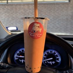Fortune Cat Tea - Thai Tea Boba