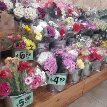 Trader Joe's Bee Cave - Grocery Near Me - Bee Cave, Texas