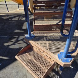 Potosi Park - Dirty play structure that needs cleaning. Kids are climbing and the little ones crawl on this filth.