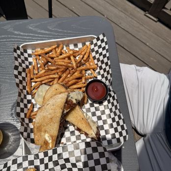 Monte’s Tastes and Taps - Bacon Melt burger - Sports Bars Near Me - Richmond, Texas Monte’s Tastes and Taps - Bacon Melt burger - Sports Bars Near Me - Richmond, Texas