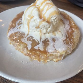 Losanti - Butter cake - Steakhouses Near Me - Cincinnati, Ohio Losanti - Butter cake - Steakhouses Near Me - Cincinnati, Ohio