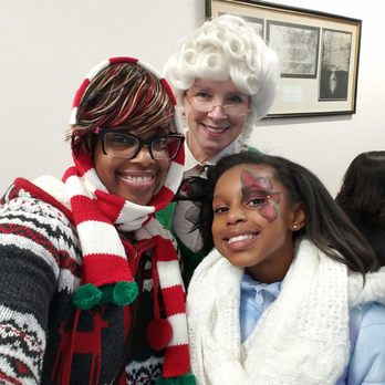 Trinity Episcopal Church - Mrs. Claus is here at the Christmas Shoppe - Churches Near Me - Portsmouth, Virginia Trinity Episcopal Church - Mrs. Claus is here at the Christmas Shoppe - Churches Near Me - Portsmouth, Virginia