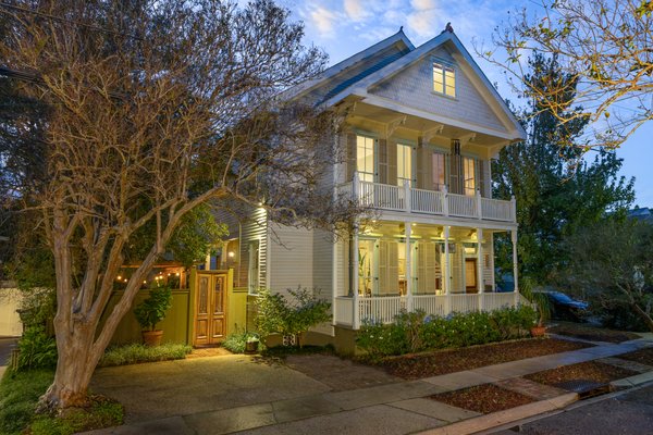 Chimes Bed and Breakfast by null