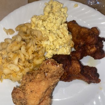 1942DC - Mac and cheese, eggs, wings - Lounges Near Me - Washington, DC, District of Columbia