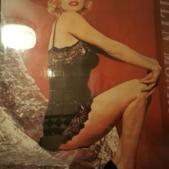 Jackson Hole - Lady, lol - Burgers Near Me - East Elmhurst, New York Jackson Hole - Lady, lol - Burgers Near Me - East Elmhurst, New York