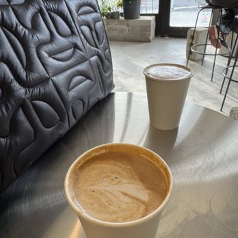 Bótani Cafè - Latte with 3 shots & pistachio milk - Coffee & Tea Near Me - Brooklyn, New York