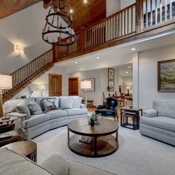 Highlands Vacation Rentals - Antler Hill...an in town luxury property