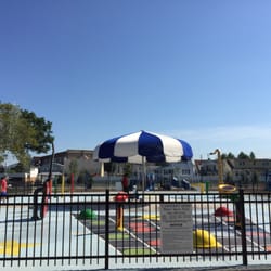 Borough of Carteret Parks Dept - Carteret Spray Park - Rule of thumb if the Blue and White umbrella is up and open, they're open.