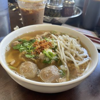 Phnom Penh Noodle Shack - Cambodian Near Me - Long Beach, California