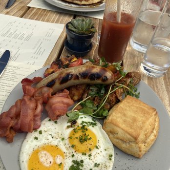 Blue Ridge Kitchen - Blue Ridge Breakfast dish - Southern Near Me - Sebastopol, California
