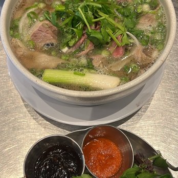 Lunch Lady - Beef pho - Vietnamese Near Me - Vancouver, British Columbia