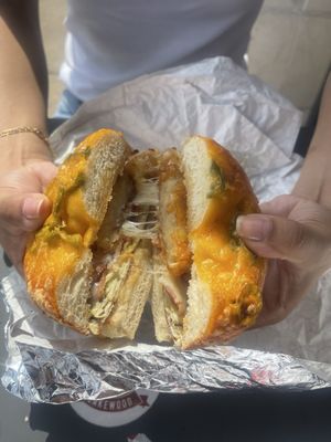 Benny's Lakewood by null