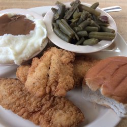 Spake Drive-In & Restaurant - Chicken Strips, Mashed Potatoes & Gravy, Green Beans and Roll