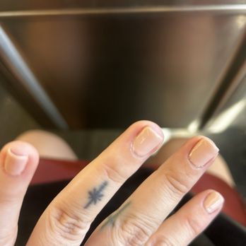 De Lacey Nails - Bad - Nail Salons Near Me - Pasadena, California