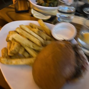 Conference Room - Short rib Conference Room Burger Lunch - Gastropubs Near Me - Los Angeles, California Conference Room - Short rib Conference Room Burger Lunch - Gastropubs Near Me - Los Angeles, California