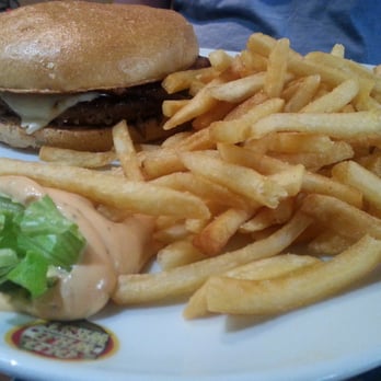 Old Wild West - The 'Dakota' burger - Burgers Near Me - Milan, Michigan