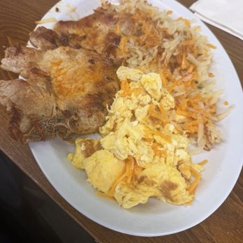 Kelley's Country Cookin' - Grilled 2 Pork Chops & Eggs - American Near Me - Houston, Texas Kelley's Country Cookin' - Grilled 2 Pork Chops & Eggs - American Near Me - Houston, Texas