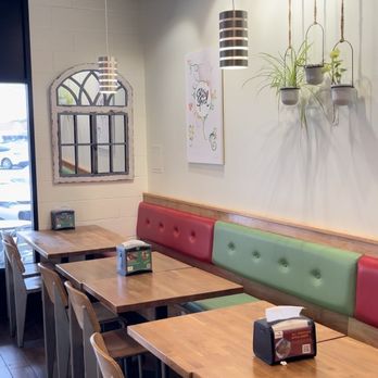 Fraise Cafe - Cozy interior - Creperies Near Me - Fullerton, California