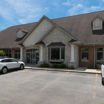 Pinnacle Dermatology - Joliet